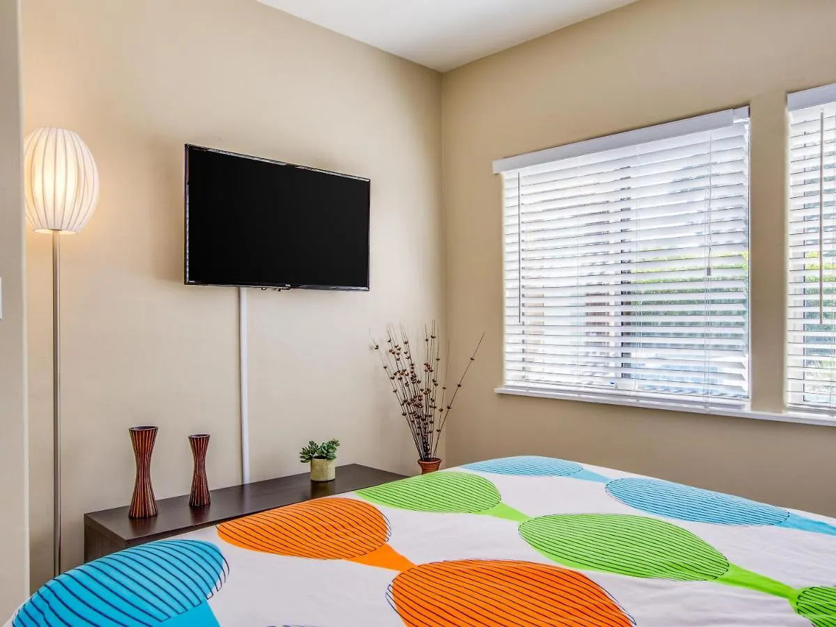 Willa San Lucas Hideout By Acme House Company Palm Springs